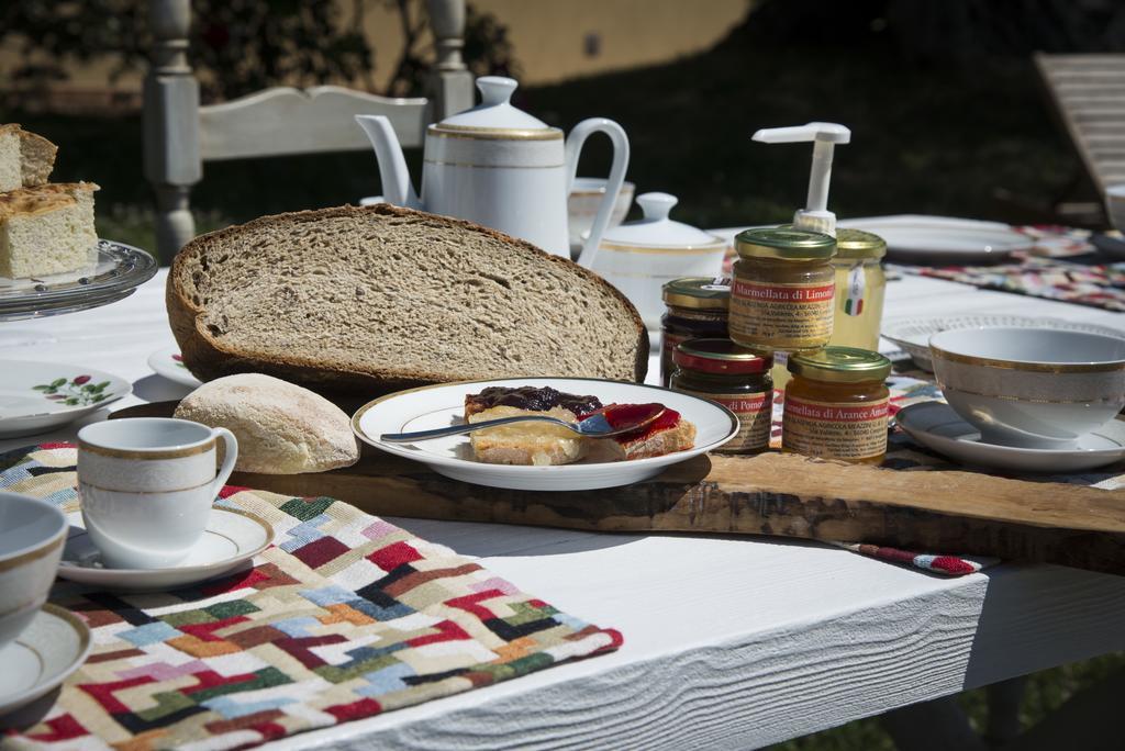 Agriturismo L'Isola Crespina Εξωτερικό φωτογραφία